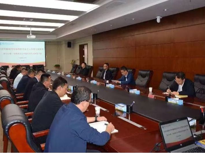 beat365正版唯一官网马克思主义学院院长张喆受邀前往兰州新区管委会开展主题教育宣讲