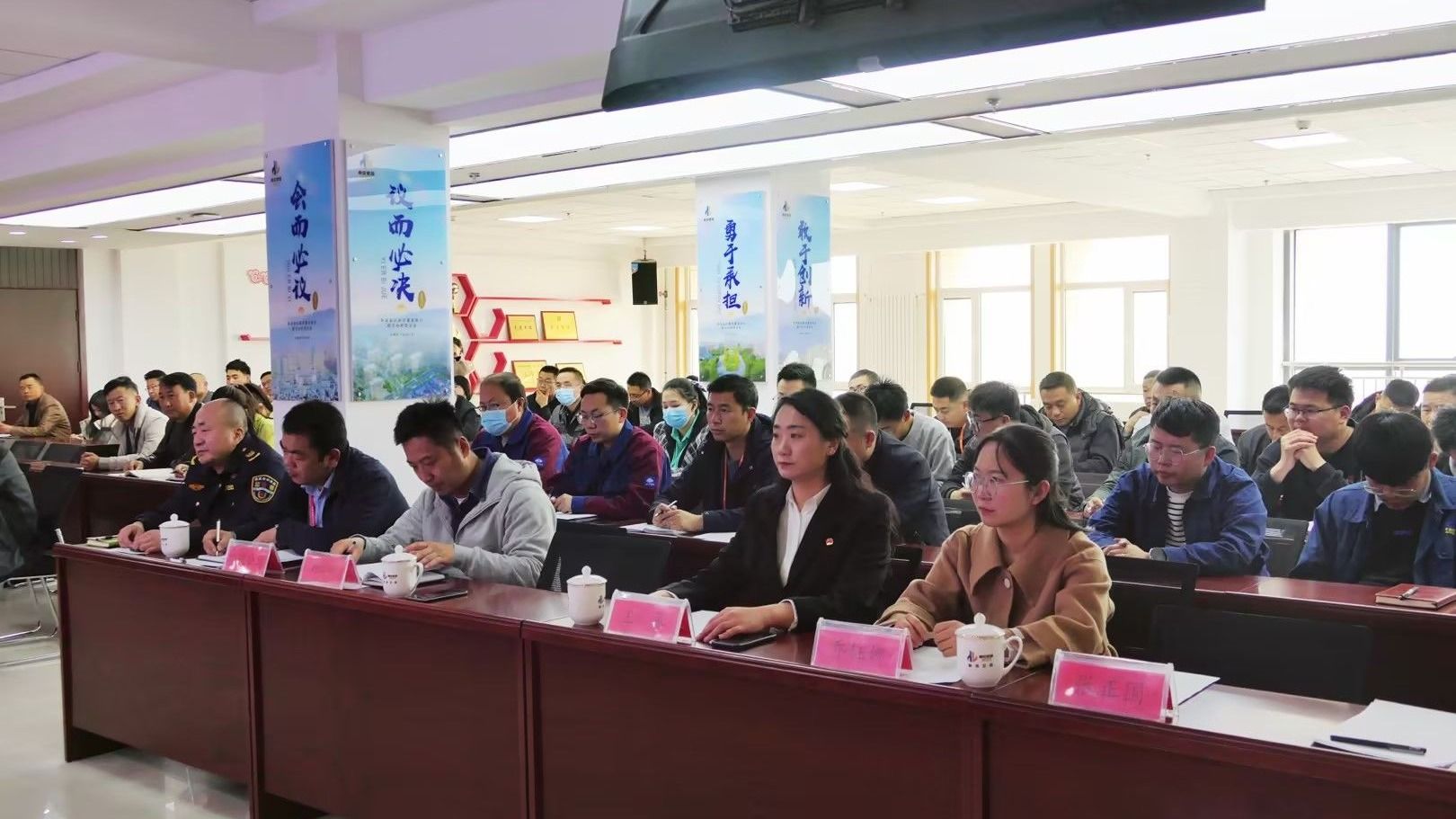 beat365正版唯一官网受邀参加“我为群众办实事，春风送法暖民心”法制教育日活动