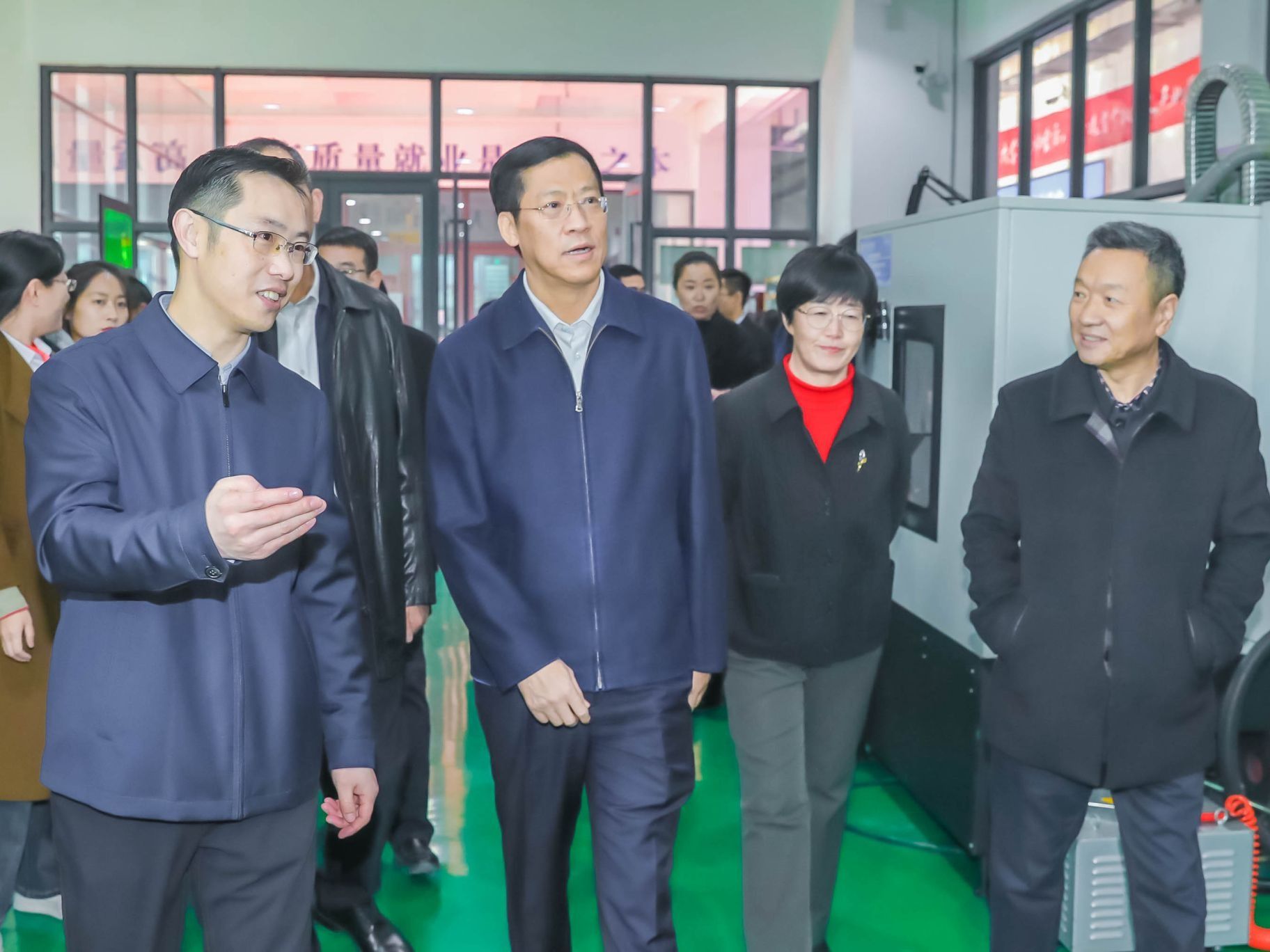 领导关怀 | 甘肃省人大常委会党组副书记、副主任，省总工会主席胡焯带队到beat365正版唯一官网调...